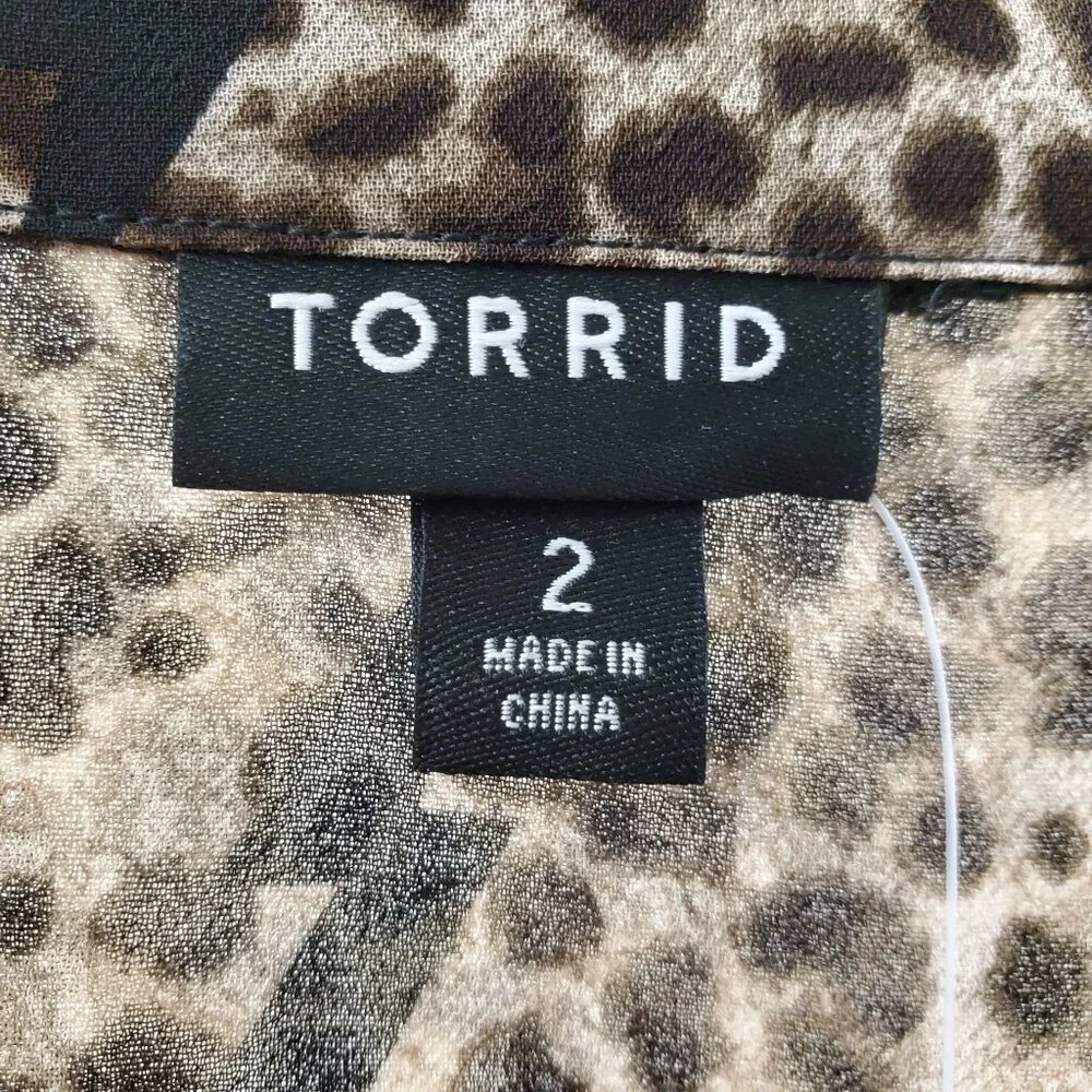 Torrid Plus Size Leopard Print Blouse - Picture 3 of 9